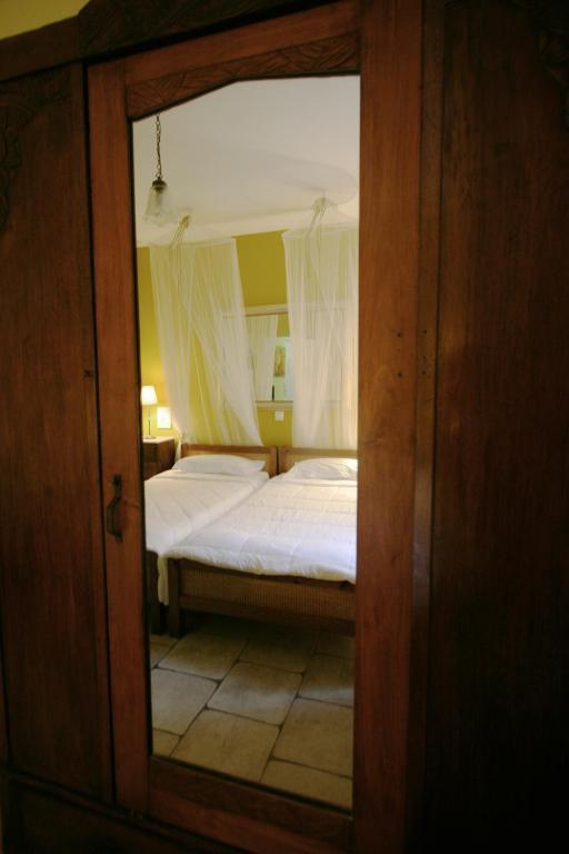 Meliti Guesthouse Akrata Luaran gambar